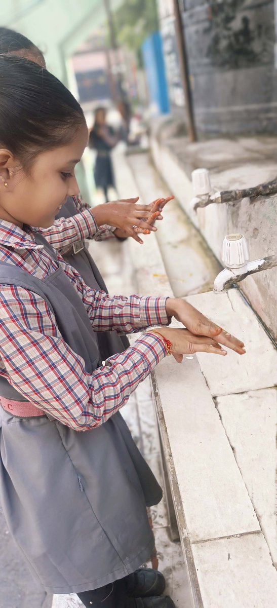 SahyogCare4You's tweet photo. "In our ongoing mission for a healthier tomorrow, #sahyogcare dedication to hygiene is evident through our #Behavior Change and Communication program (#BCC).
#wethewater #UNICEFIndia #RocaTeam #hindustansansanitaryware
#hamdardf #water #BasicBehavior https://t.co/w6hhf38rP0