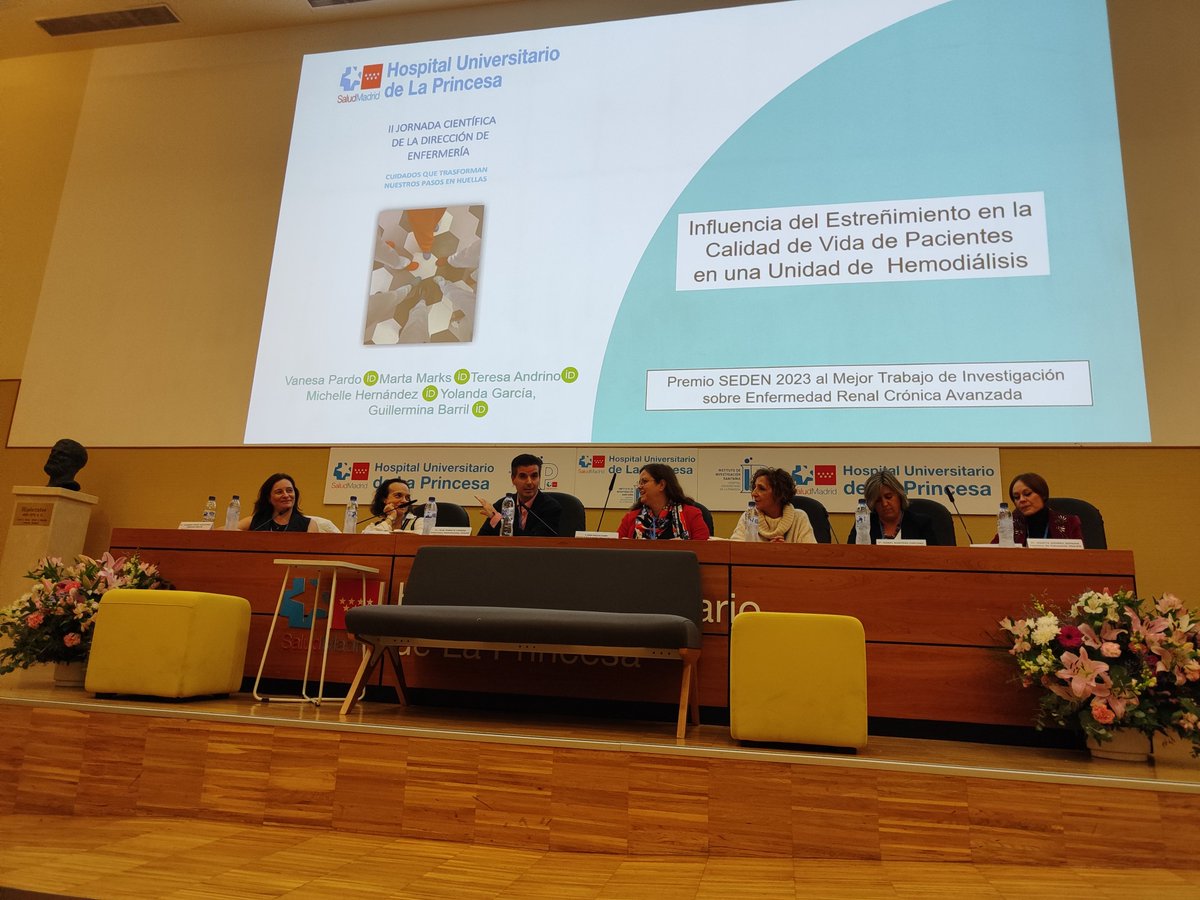 jornadashlpr's tweet photo. Retomamos la #IIJornadaHLPR con la Mesa Redonda II:

🔹"Producción Científica"🔹

🗣️ Moderado por D. Sergio González Álvarez. Supervisor de Área de Procesos Enfermeros I+D+I del #HULPR 

#ComisionCuidados #Enfermería #Fisioterapia #TMSCAES https://t.co/PIZ0XzELX9
