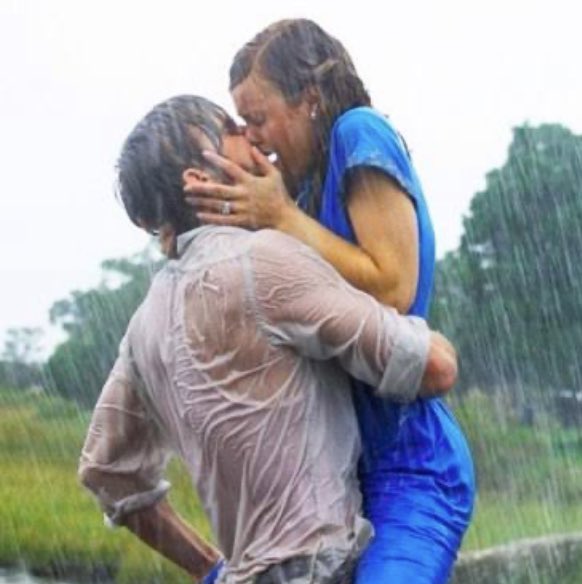 Miss.ayo.artss tweet media