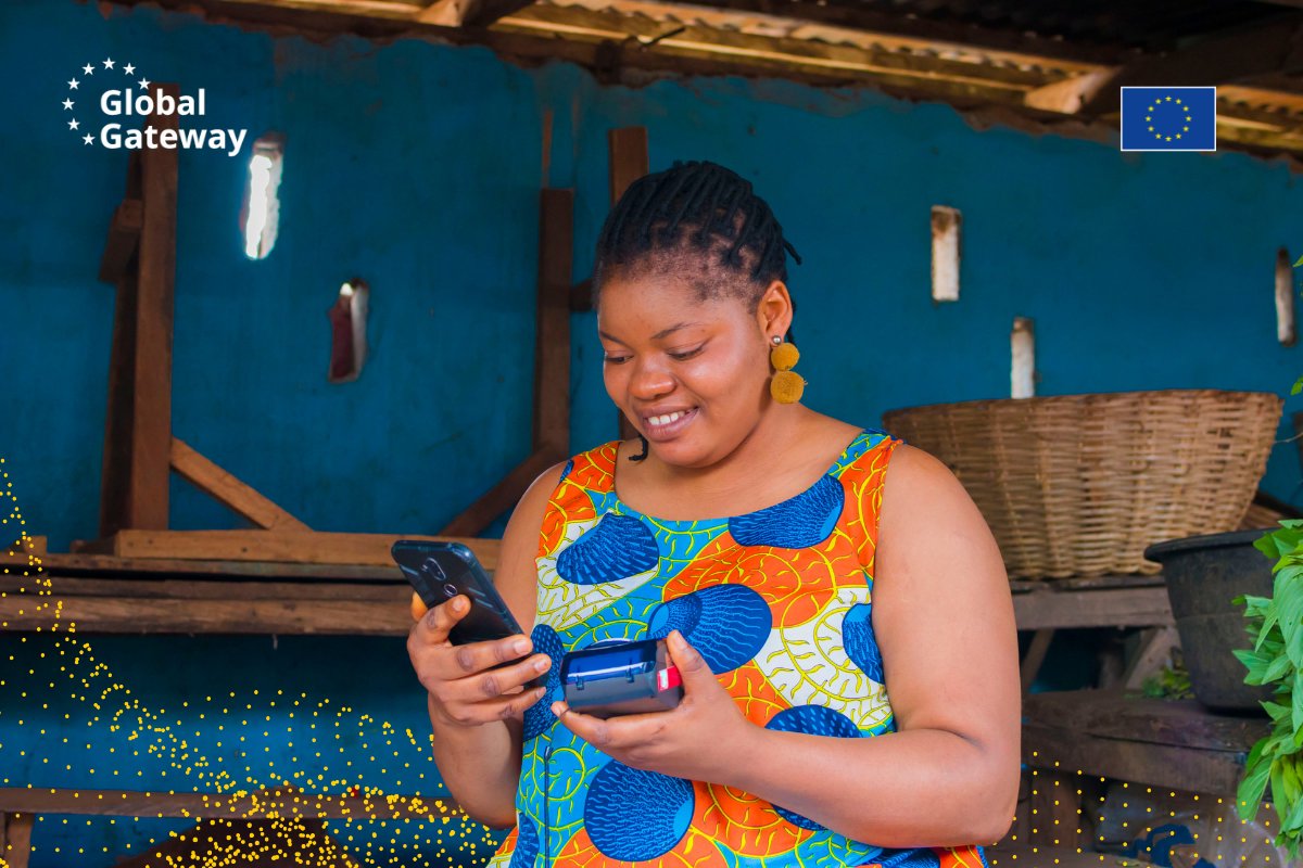 EU_Partnerships's tweet photo. At #GGF23, the EU 🇪🇺 &amp; @Finnfund are taking a significant step towards a greener, more connected &amp; empowered Sub-Saharan Africa.

With the Africa Connected Programme, we're mobilising €1 billion for digital infrastructure &amp; digital service platforms.

👉 https://t.co/Vt9jU429Kg https://t.co/kQESdxwfbK