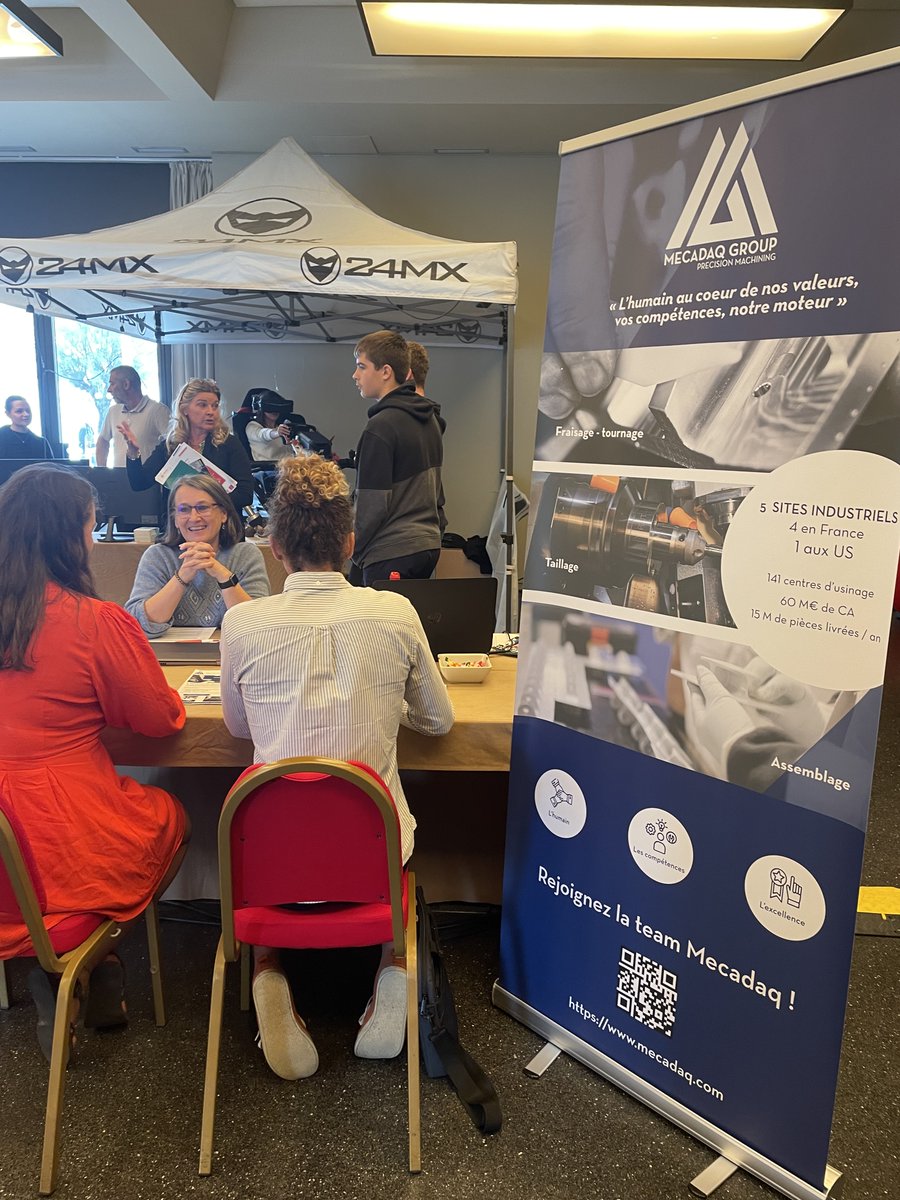 MecadaqGroup's tweet photo. De belles rencontres et des échanges enrichissants au Salon des Métiers de l'Industrie Aéronautique, qui s'est déroulé les 24 et 25 octobre à l'Espace de l'Océan à #Anglet ! 
Merci à tous ceux qui sont venus découvrir nos métiers, nous espérons vous revoir très bientôt ! https://t.co/ml0bfILRsl