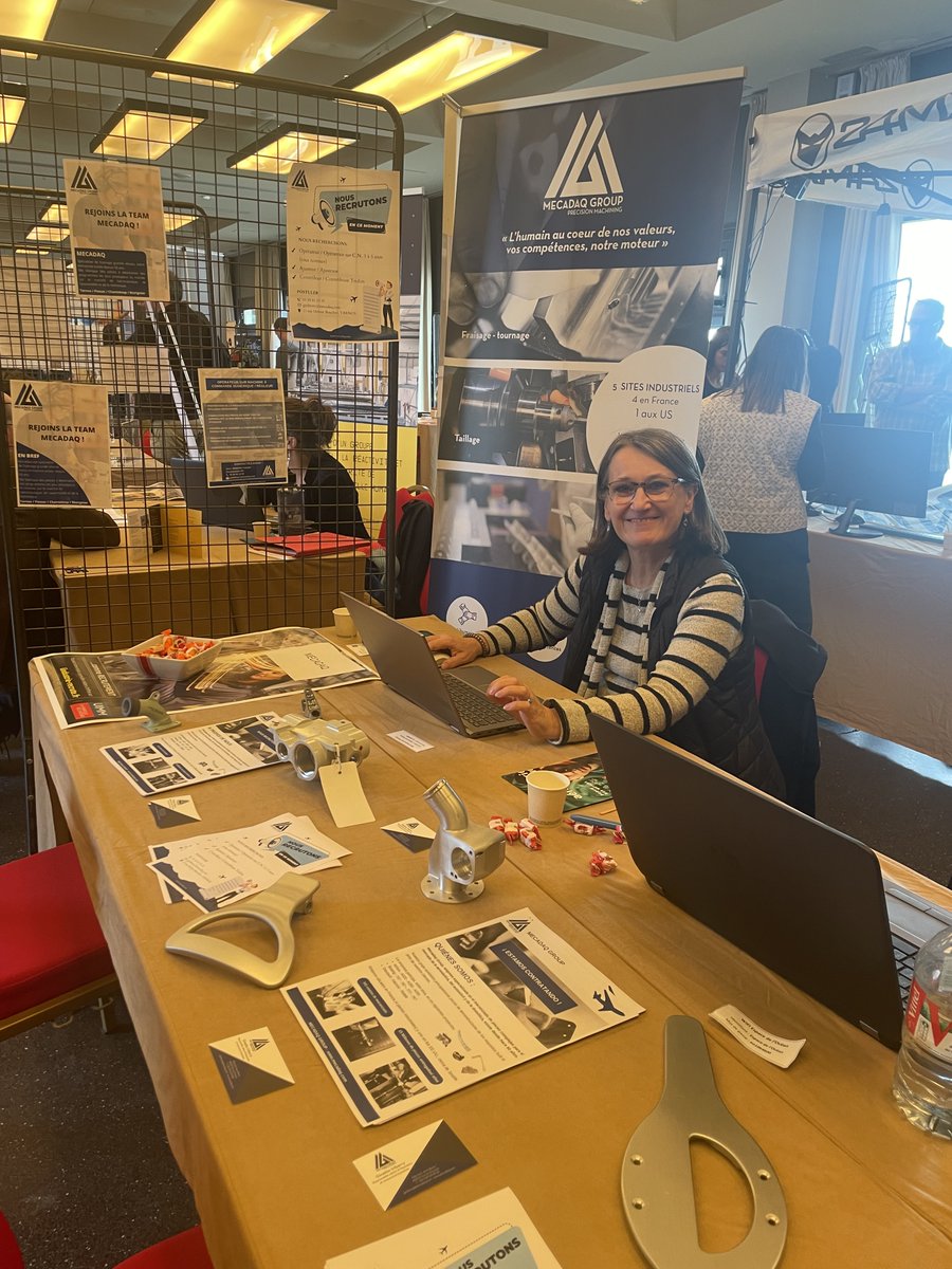 MecadaqGroup's tweet photo. De belles rencontres et des échanges enrichissants au Salon des Métiers de l'Industrie Aéronautique, qui s'est déroulé les 24 et 25 octobre à l'Espace de l'Océan à #Anglet ! 
Merci à tous ceux qui sont venus découvrir nos métiers, nous espérons vous revoir très bientôt ! https://t.co/ml0bfILRsl