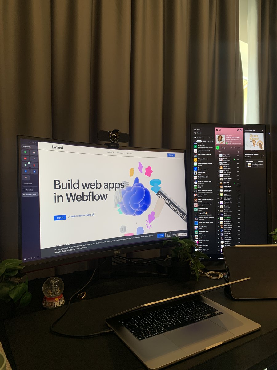 Why Webflow Developers Should Consider Learning Wized for Building Web Applications

A thread -