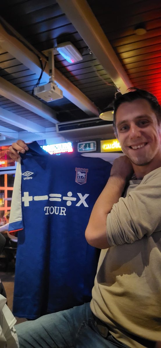 Ruudke's tweet photo. @IpswichTownNL The only way is up! Op naar de grote namen! https://t.co/QpWySdvBE2