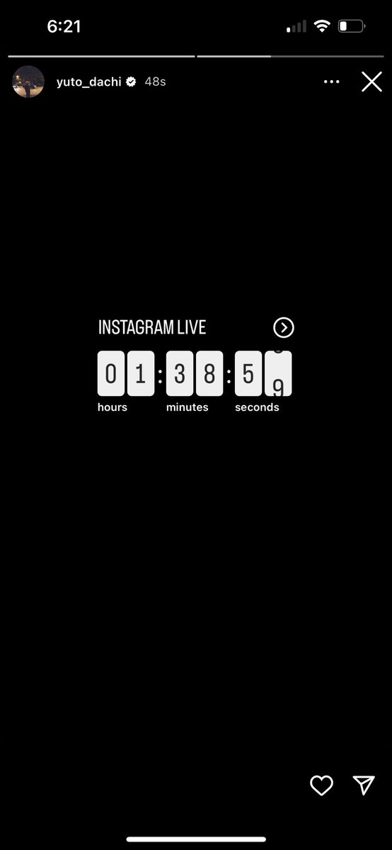 yutoloops_'s tweet photo. Yuto Instagram Live in 1 hour and 38 minutes!!!! 😭 https://t.co/SdmOu8TYKg