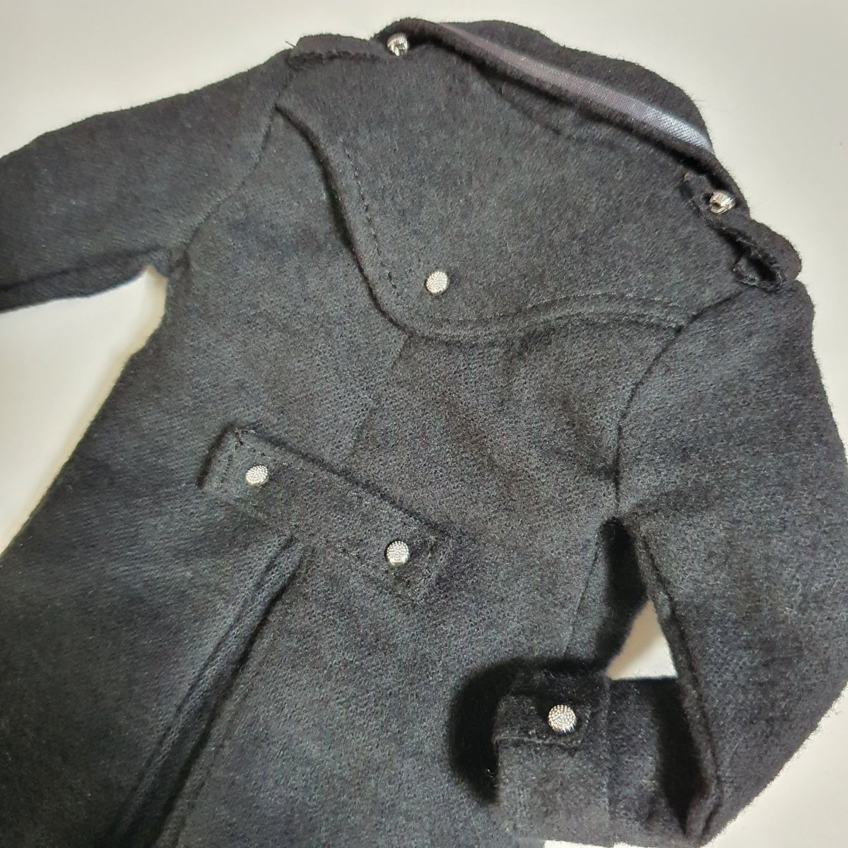 7266's tweet photo. 오늘은 코트♡

#메이의인형옷장 #메이의인형옷 #남자육일돌 #dolloutfit #dollclothes #obitsu27 #남아전문인형옷샵 #남자인형옷
#오비츠27  #ob27 #주문제작의상 #boydollclothes #boydoll https://t.co/H7fHSQ3x0o