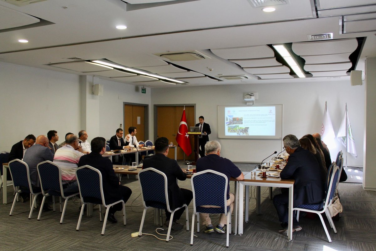 📌Toroslardaki doğal güzellikler, tüneller, Varda Köprüsü, Belemedik Tabiat Parkı ve Alman kalıntılarını ön plana çıkaran Tren Turizmi Grup Toplantısını Çukurova Kalkınma Ajansında gerçekleştirdik.
