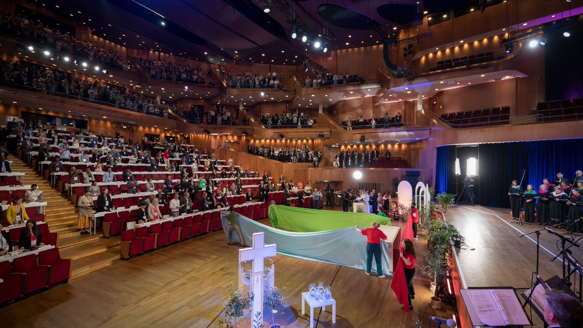 lutheranworld's tweet photo. Throwback Thursday: the Thirteenth #LWFAssembly was an opportunity to embrace how vibrant the Lutheran Communion is when we gather together. What is your favorite memory from the Assembly? #ThrowbackThursday
@lwfassembly @lwfyouth https://t.co/mKiF03AOwT
