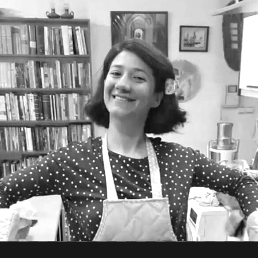 Womans_Place_UK's tweet photo. Niloofar Hamedi (1992-)
Iranian journalist 
Arrested for breaking the news about #MahsaAmini &amp; reporting on her treatment by Iran's Morality Police.
She is being held in solitary confinement at Tehran's #Evin Prison,  sentenced this week to 13yrs.

#WPUKIcons #WomanLifeFreedom https://t.co/qyvZkn82DT