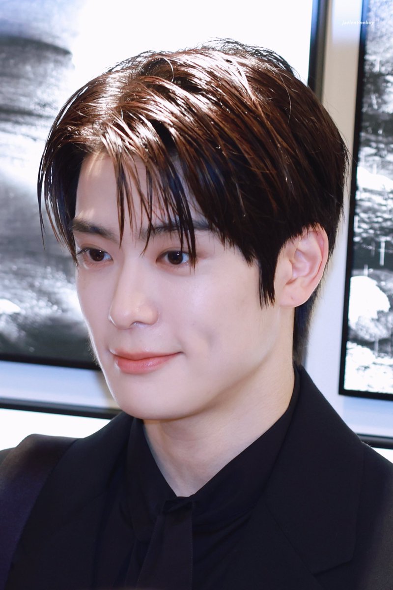 jaelentineboy's tweet photo. 231026 PRADA #JAEHYUN #재현 
#PradaReporterxJaehyun https://t.co/S2aBgZQOcn