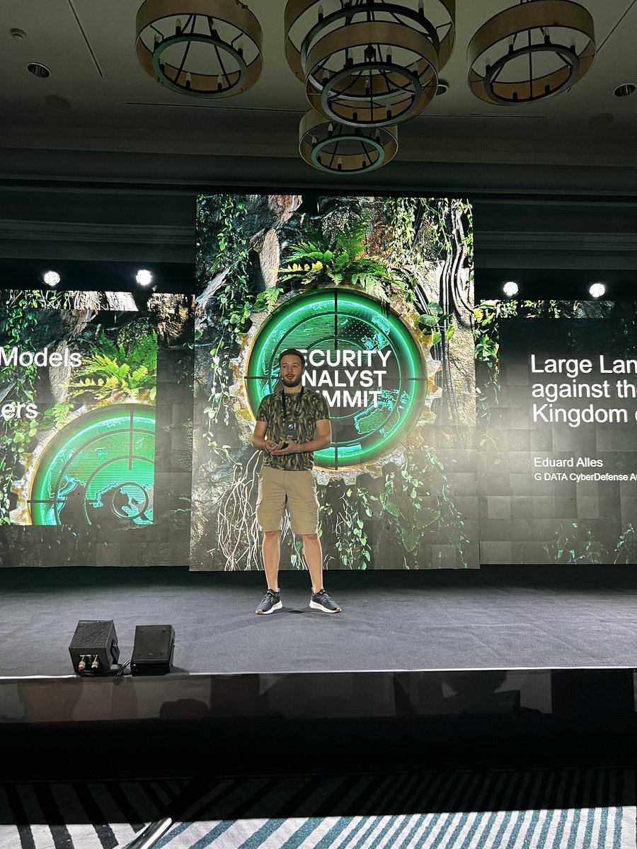 gbergel's tweet image. Terminando la 1ra sesión de #thesas2023, muy buenas todas las charlas, especialmente la de Matteo Corradini y Eduard Alles 🤩