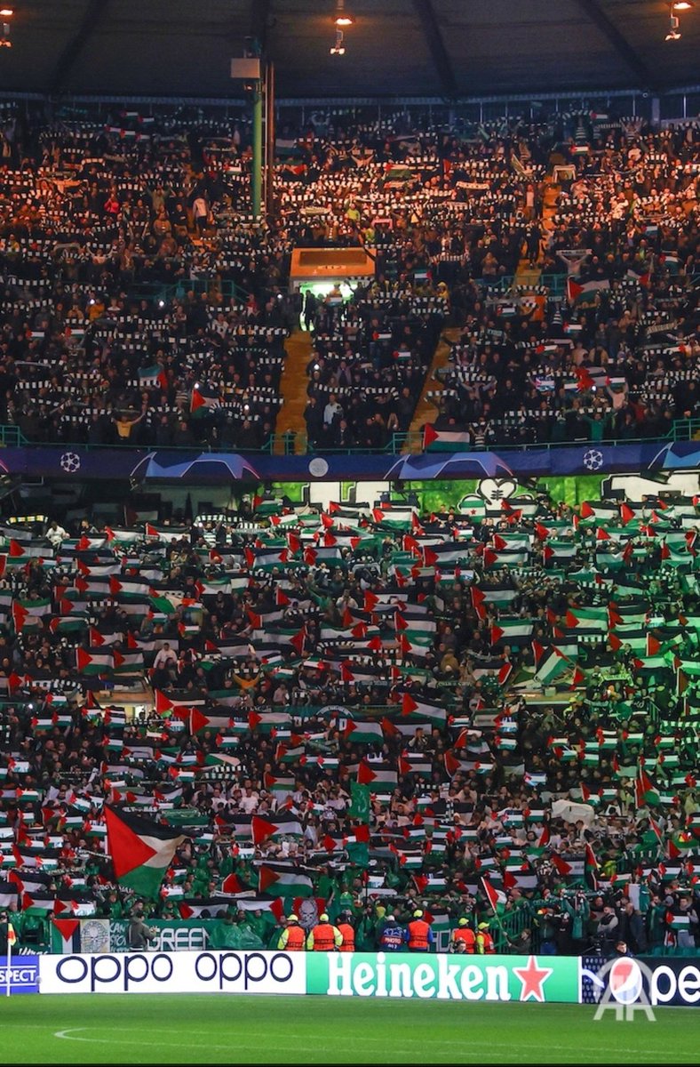 Celtic Atletico Madrid takımlarının taraftarları maç öncesi Filistin bayrağı taşıyorlar 
Demek ki acıyı duymak için insan olmak yeterli.