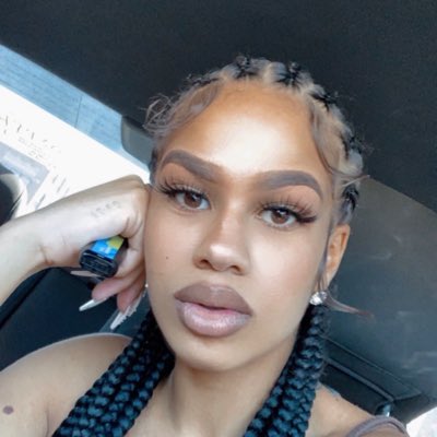 #NewProfilePic https://t.co/dpFNx5XQfO<a href="/tag/newprofilepic"class="tags">#NewProfilePic</a>