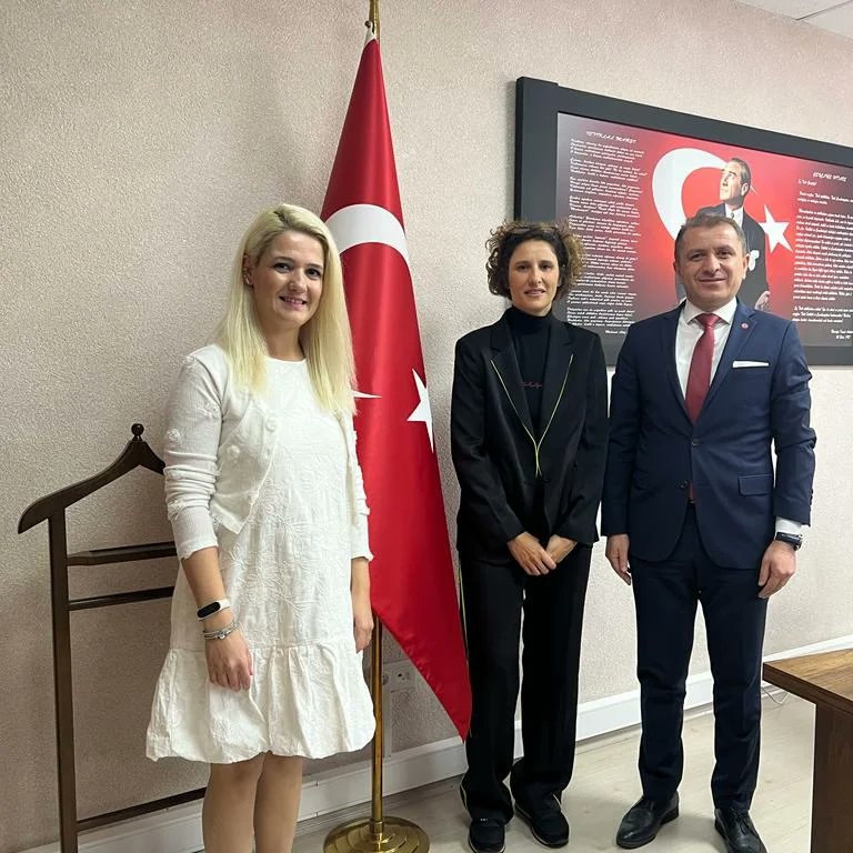 altindaghem06's tweet photo. Avrupa Birliği ve  İl Milli Eğitim Müdürlüğü  AR-GE bölümünün yürüttüğü proje kapsamında İtalya' dan gelen misafirlerimiz kurumumuzu ziyaret ettiler. https://t.co/ho0vjkkBwu