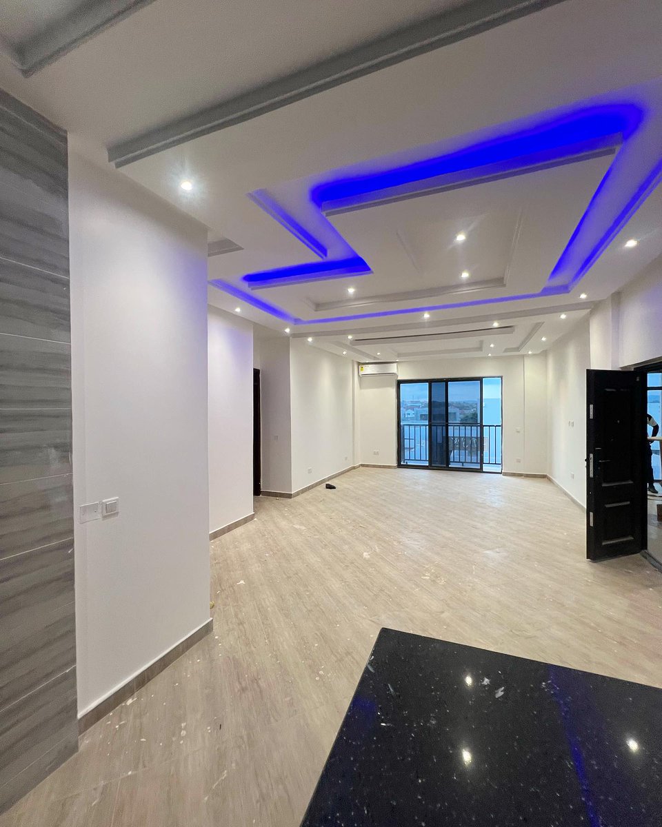 🙏 PLEASE KINDLY RETWEET GIVE ME 🙏
Newly built 2bedroom apartments for rent &amp; sale at Adjiringanor
En-Suite Bedrooms with guest washroom
Airconditioned
Fitted wardrobes
Fully fitted kitchen with Inbuilt appliances
Spacious rooms
Gated community
Reliable water supply