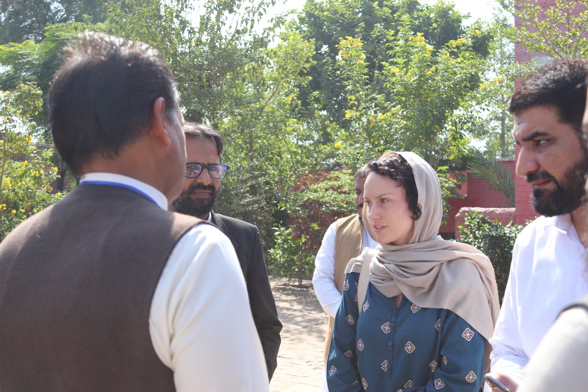ASERPAKISTAN's tweet photo. #Asercycle23 update!
Aser Pakistan and @FCDOGovUK Team conducted a Monitoring Visit to District Kasur!
Teams Visited two villages - Jamsher Kalan and Wan Khara and conducted spot checks for the ongoing household and school data collection in the villages! https://t.co/xyiARCdIUF