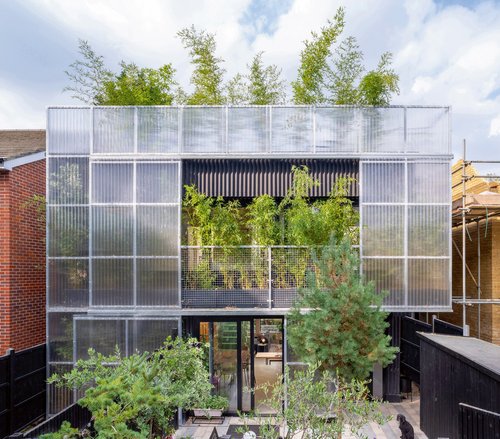 RIBAJ's tweet photo. House of the Year 2023 shortlist: @HayhurstAndCo's riad-style atrium pins together Green House in north London with light, spaciousness and a green sustainable theme 
https://t.co/m6MvUTBrUf
#ribajreview https://t.co/7rQL8K3nIx