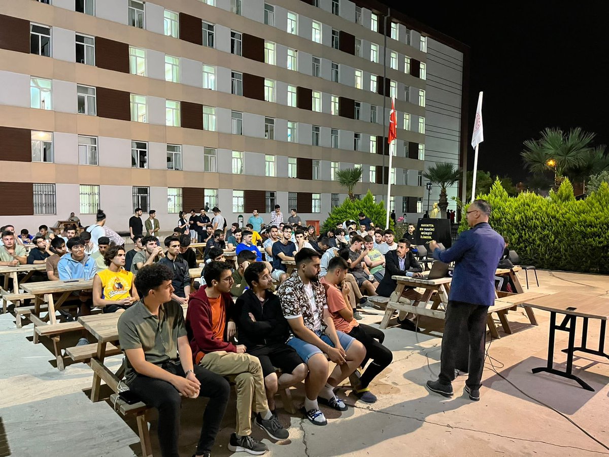 AntalyaKYGM's tweet photo. "Afet Öncesi ve Sonrası Acil Müdahale Yöntemleri" hakkında bilgi vermek ve afet farkındalıklarının arttırılmasını sağlamak amacıyla Afad farkındalık eğitimi, Şehzade Korkut öğrenci yurdumuzda geçekleştirildi. https://t.co/u2G4fpHGLT