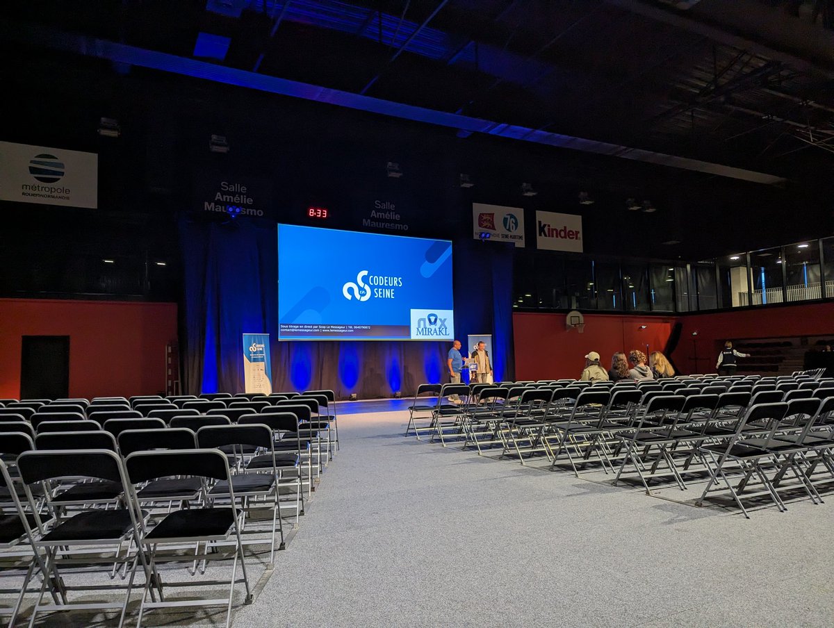 Loïc Magnette (@lomagnette) on Twitter photo 🎙️ En direct de <a href="/codeursenseine/">Codeurs en Seine</a> pour partager mon talk sur "Quarkus vs Spring Boot : Qui régnera en 2023?" 🚀💼. Découvrez les dernières nouveautés des frameworks Java avec moi. Un énorme 🙏 aux organisateurs pour cette opportunité! #JavaDev #Quarkus #SpringBoot #codeur2023 🎙️ En direct de <a href="/codeursenseine/">Codeurs en Seine</a> pour partager mon talk sur "Quarkus vs Spring Boot : Qui régnera en 2023?" 🚀💼. Découvrez les dernières nouveautés des frameworks Java avec moi. Un énorme 🙏 aux organisateurs pour cette opportunité! #JavaDev #Quarkus #SpringBoot #codeur2023