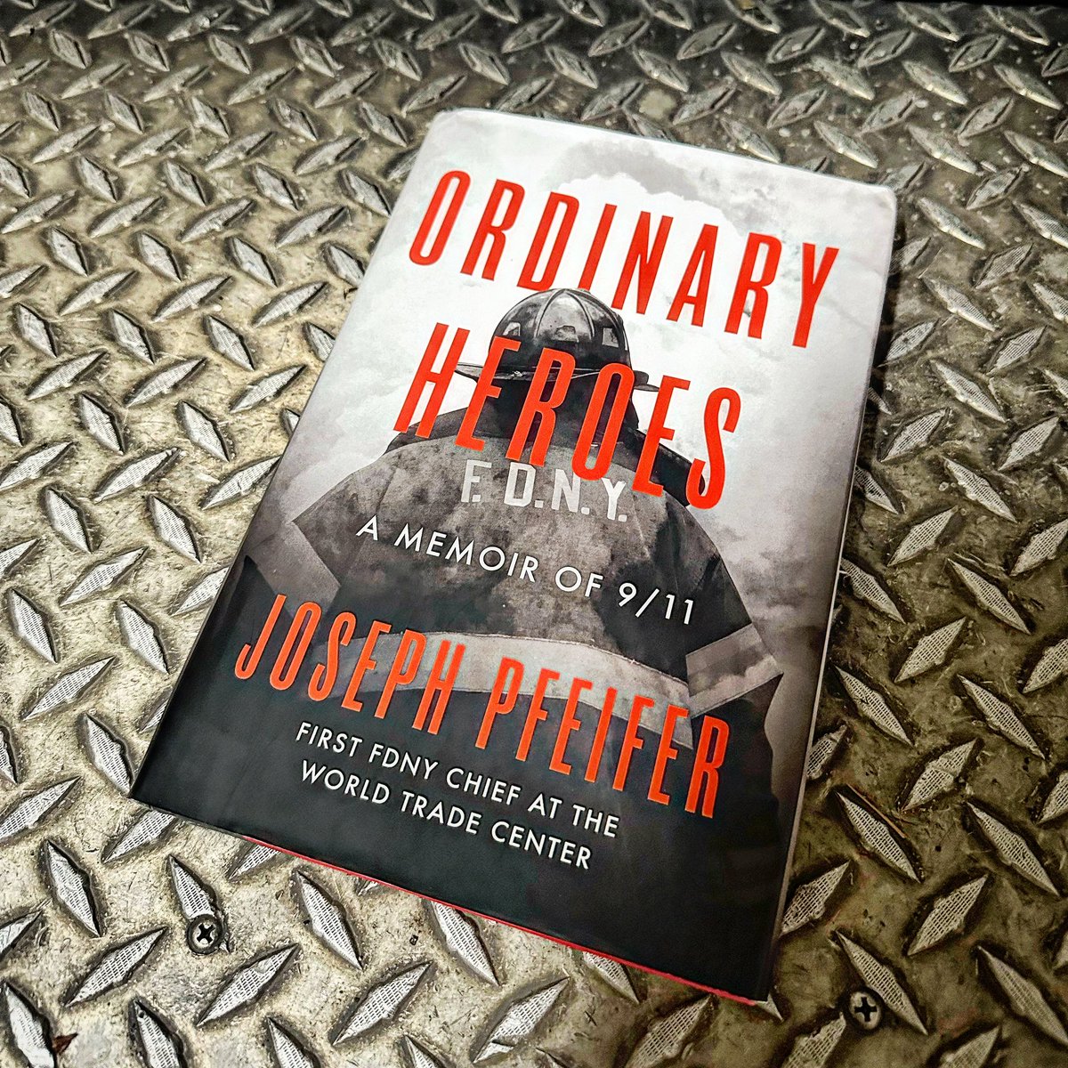 JakeMiille_Fire's tweet photo. Recently finished reading “Ordinary Heroes” by Chief Joseph Pfeifer. Incredible insight into the FDNY’s response to 9/11. The stories and lessons learned culminate into deeper meaning. A must-read for American Firefighters. #OrdinaryHeroes https://t.co/LuYNMDRh6x