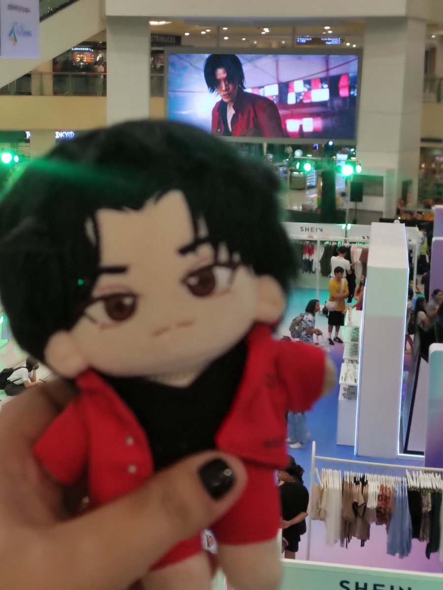apolyuyu's tweet photo. Baby Ryo went to see Yuta's birthday ad๐ฅณ
@yuta1026day #ColorsOfYu
#HAPPYYUTADAY
#OsakaRockstarYUTA
#ไธ็ใฎๅฎไธญๆฌๆ ๅคชใใใ้ใฎ่ชใ
#์_๋ค๊ฐ์ด์ธ์ณ๋ณด์_์ ํ์์ผ https://t.co/TcmTWvjk8l