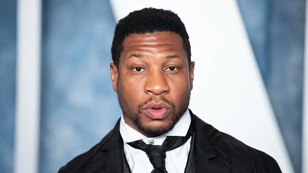 thehawk's tweet photo. https://t.co/pNYWzOZU8S
Jonathan Majors assault case: Judge denies motion to dismiss case, trial set for Nov 29
#JonathanMajors #DomesticAbuseCase #LegalTrial #HollywoodActor #AssaultCharges #HighProfileCase #ManhattanCourt https://t.co/tEmkU2vPmF
