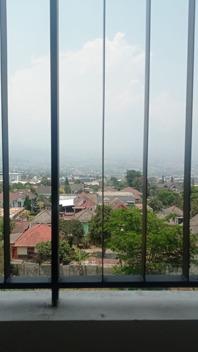 sisrigalak's tweet photo. di dunia tipu tipu selamat siang kota batu https://t.co/dSWuwttSS0