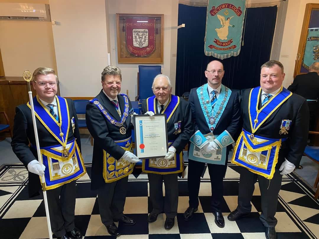 Victory4009's tweet photo. A memorable achievement - 60 years in Freemasonry https://t.co/XdHrE07Wxm