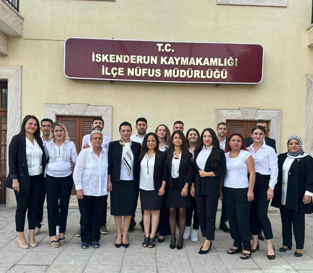 NufusIskenderun's tweet photo. Cumhuriyetimizin 100. yılı kutlu olsun @NufusIskenderun @HatayNufus
@nazmicicekk https://t.co/mh277XnXtD
