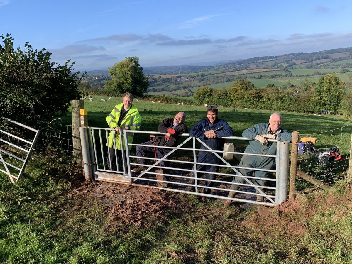 finstumpf's tweet photo. A high stile and slippery footbridge replaced on #ThreeCastles thanks to @RamblersCymru #PathsToWellbeing legacy and support from @MonCountryside @MonmouthshireCC @visit_mon @VisitAberG @LDWA1 
Feel free to join us if you are so inclined https://t.co/e3STKzfv5a