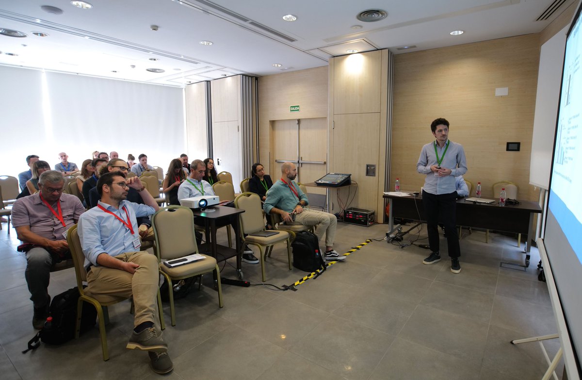 bio_meld's tweet photo. Lorenzo Vannozzi from @ScuolaSantAnna attended #MATSUS23 where he gave a talk in the #BIOMAT session on a novel intravascular steerable catheter powered by an on-board biohybrid actuator on its tip.
#biohybrid #actuator #biomeld https://t.co/HpmzzviwfB
