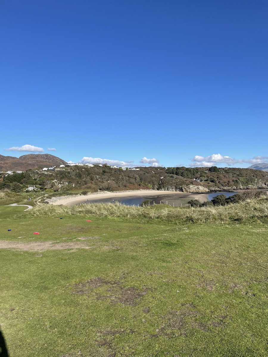 RichardJones22's tweet image. Played Porthmadog golf course yesterday, absolutely stunning location