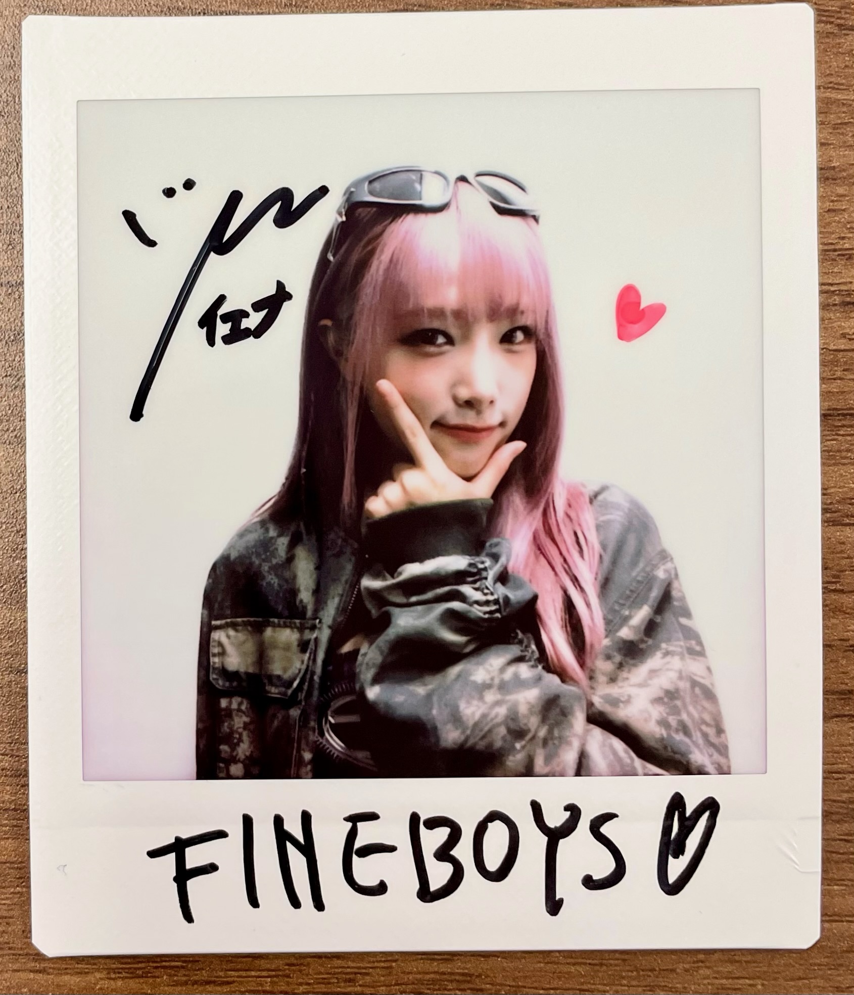 イェナ　FINEBOYS 直筆サイン入りチェキ イェナFINEBOYS 直筆サイン入りチェキ