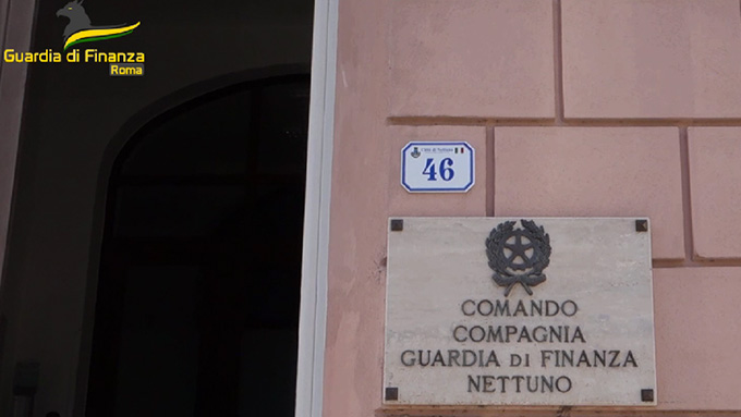 TG24info's tweet image. Intascavano buoni fruttiferi di altre persone, scoperti e | tg24.info/rubriche tg24.info/intascavano-bu… #buonifruttiferi #defunti #soldi