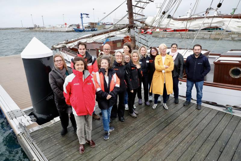 Ayer tuvimos la suerte de mostrar nuestro trabajo en los proyectos #Marrisk y #RADARonRAIA a un grupo de representantes de los programas #Interreg procedentes de todos los rincones de #Europa
cetmar.org/observacion-oc…