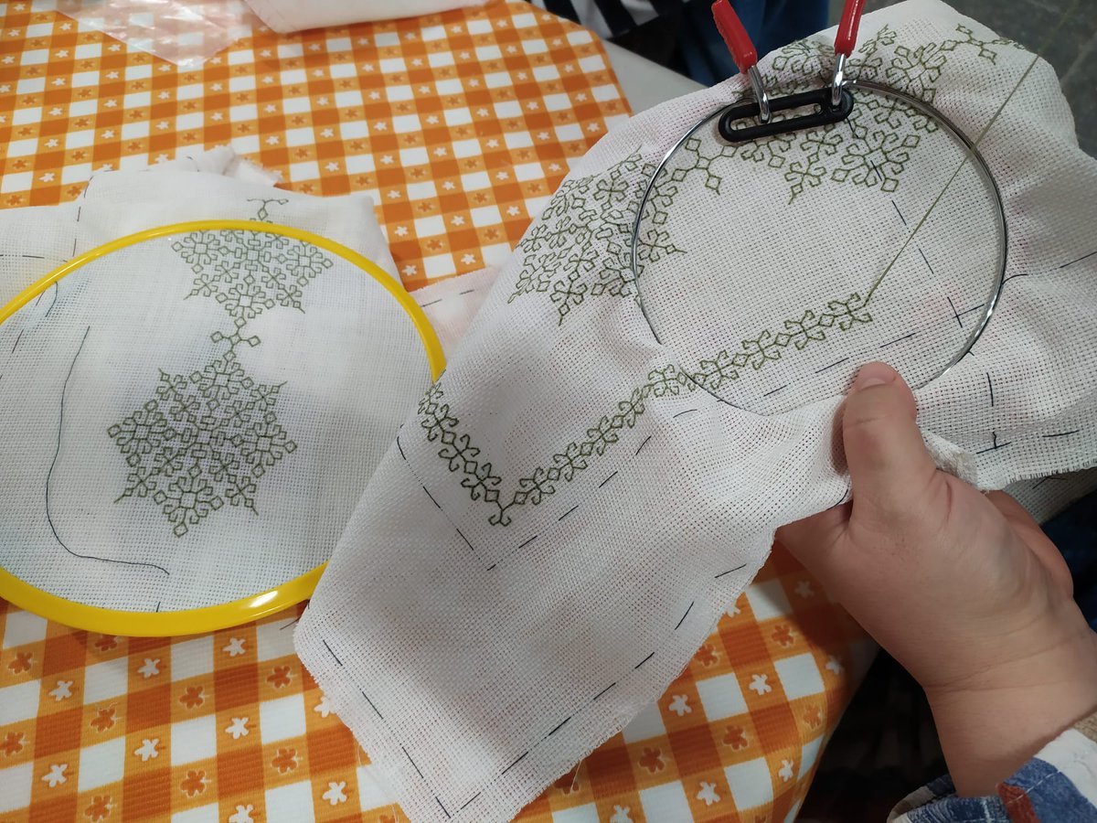 Aydıntepe işitme engelliler ilköğretim okulu el sanatları kursu çalışmaları. Öğretmenimiz Benan ETÇİ tuzlahem.meb.k12.tr/icerikler/aydi… <a href="/CihanBi10692497/">Cihan Bingöl</a> #TuzladaÖğrenmeHayatboyudur #HayatBoyuÖğreniyorum #hayatboyuailesi #hayatboyuöğrenme #hbogm #hayatboyuöğrenmegenelmüdürlüğü #tuzlahem