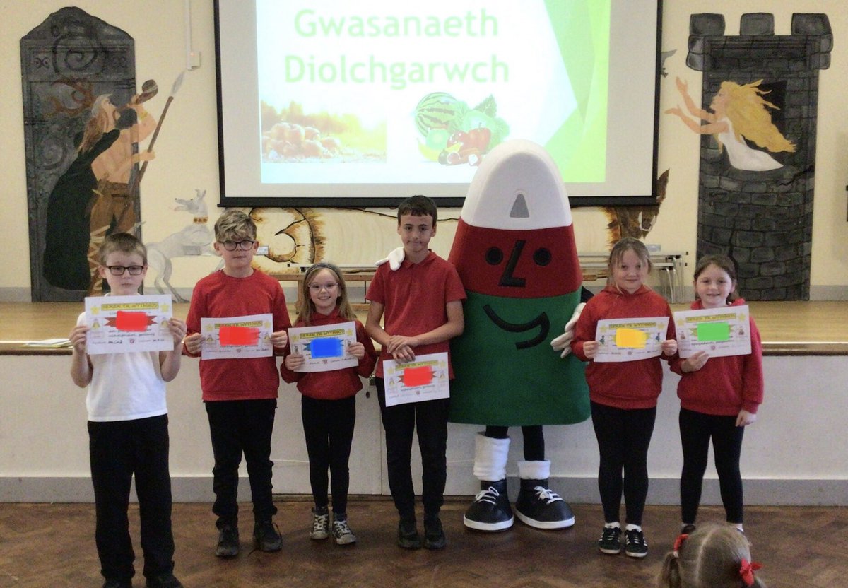 🌟 Llongyfarchiadau i Sêr y Felin yr wythnos hon🌟
🌟 Congratulations to this weeks stars of the week 🌟 #seryfelin Diolch Mr Urdd