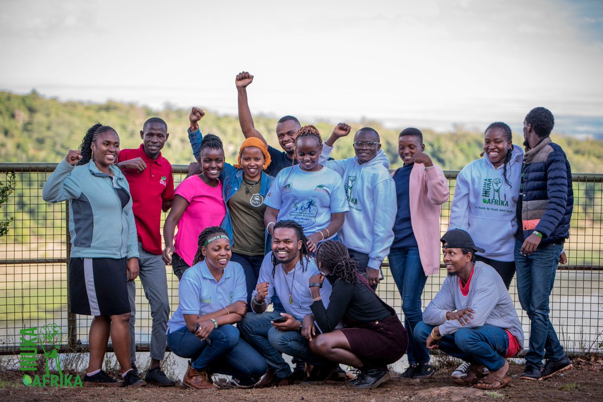 napo_kenya's tweet image. We hosted 18 inspiring youths from @inukaafrika_ for their third study visit on Nature based solutions (NBS).  

The team visited our Ramat project which is focused on supporting  community-driven natural regeneration.

#INUKAAfrika #Ramat #NaturalRegeneration #FMNR
@Y4Nature