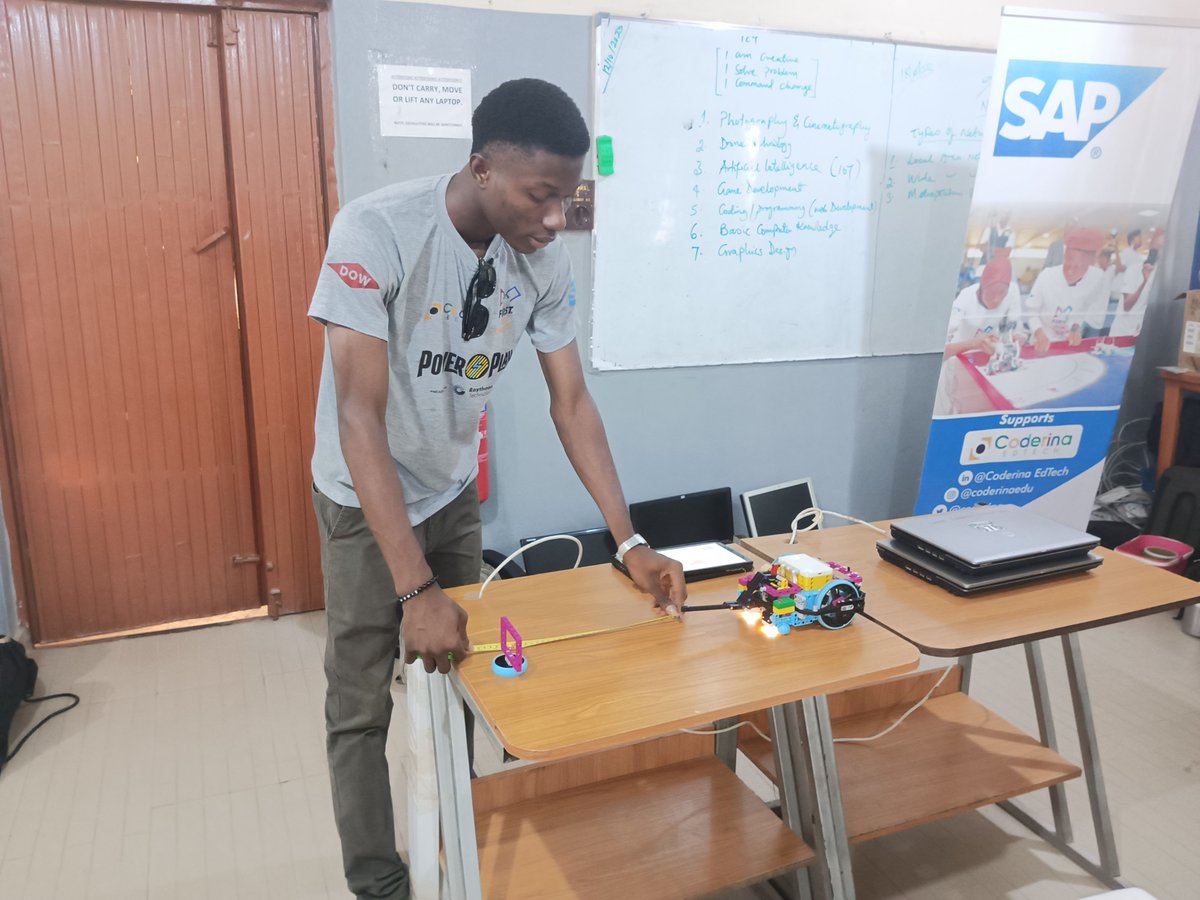 coderina's tweet image. We want the best, we give it!
Secondary Students of Divine Progress Academy ICT club #RoboticsPresentation #ACW programme in Kaduna state.
Join us today.
#coderinaib
@sap4good @dowNewsroom @NigEducation @FIRSTLEGOLeague @Ford @firstweets @LEGOFoundation
#STEAMeducation