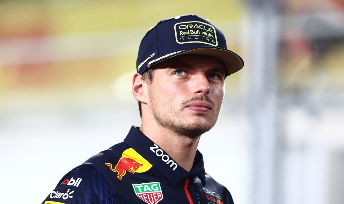 ElReyGuiri's tweet photo. 🚨 Verstappen estará acompañado por guardaespaldas durante el GP de México.

Marko lo ha confirmado a @F1insidercom:

"Max realmente no quiere eso y está relajado. Pero tenemos responsabilidad sobre él. Por eso queremos ir sobre seguro".

#F1 #MexicoGP 🇲🇽 https://t.co/oVa2LwUEPs