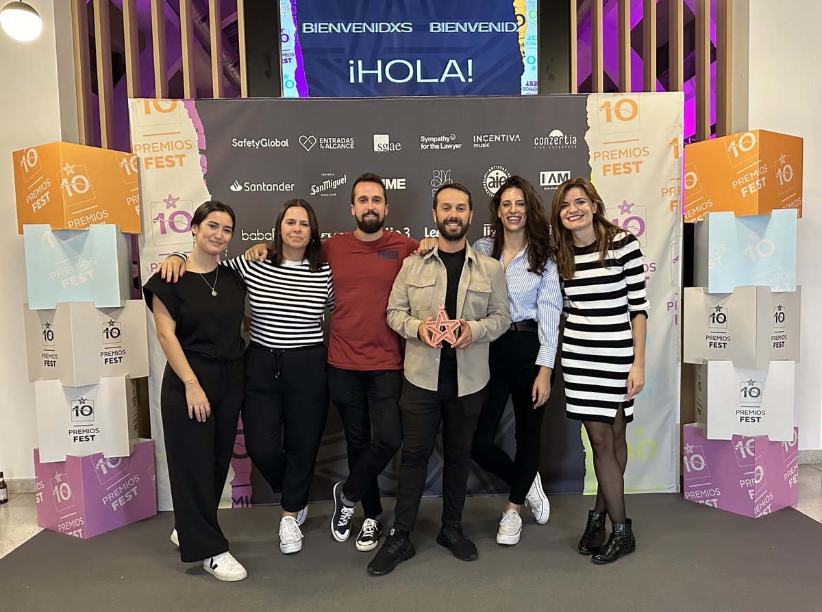 crashmusic_es's tweet photo. Nuestro festival, @coolturalfest  recibe el premio a mejor "Festival de Formato Mediano" en #PremiosFest⭐️

Gracias y enhorabuena a todo el equipo por su trabajo diario en el proyecto.

Seguiremos trabajando junto a @musicforallfund para que la música sea de todos y para todos.🙌 https://t.co/5OlxbeG39n