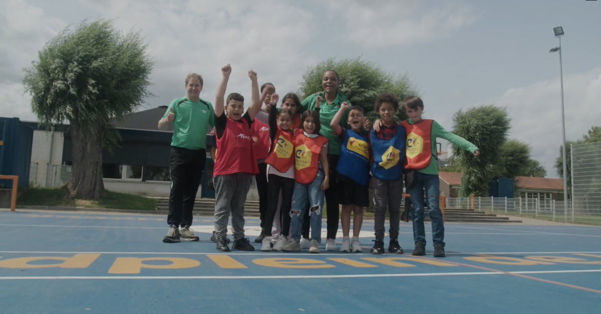 In november plaatsen we de bedrijfsvideo <a href="/sportinarnhem/">Sportbedrijf Arnhem</a> online. De klanten, collega's en onze samenwerkingpartners <a href="/gemeentearnhem/">Gemeente Arnhem</a> <a href="/rijnijssel/">rijnijssel</a> in beeld, samen met plezier in beweging. Sport en bewegen voor de Arnhemmer, we doen het samen.