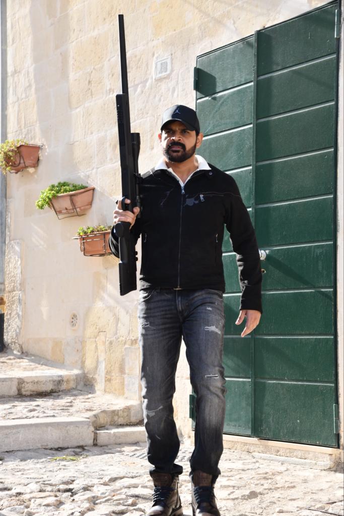 RinkuGupta2012's tweet image. #ActorShaam plays a Raw Agent in iconic filmmaker @SrinuVaitla next.

@shaamactor
@johnmediamanagr

#TeluguFilm #TamilActor #ActorShaamInTelugu