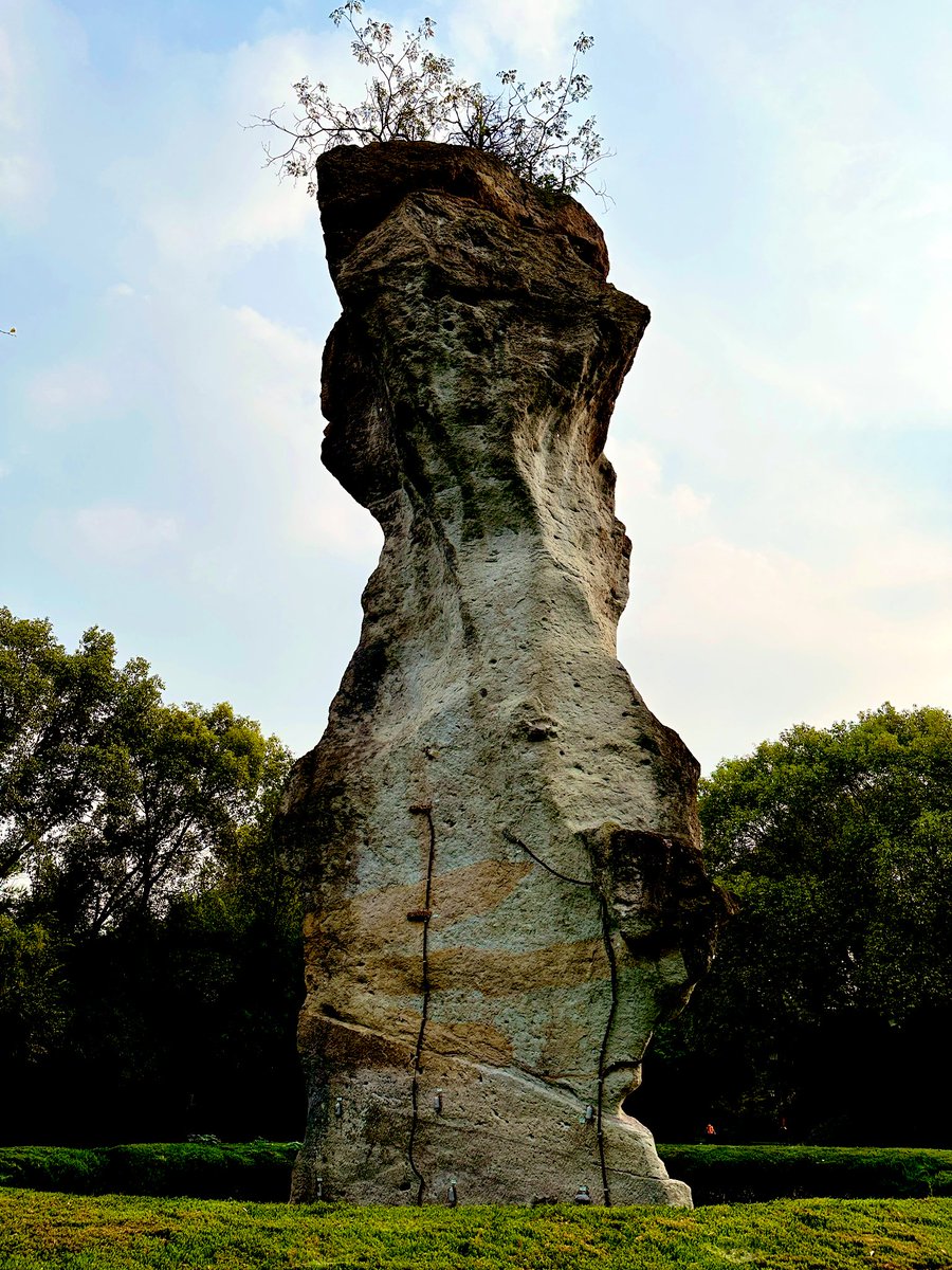 jingjing1326954's tweet photo. Have you noticed the difference between the "cloud bones" of each angle?#keyan #shaoxing https://t.co/vTa2zPXbQ8