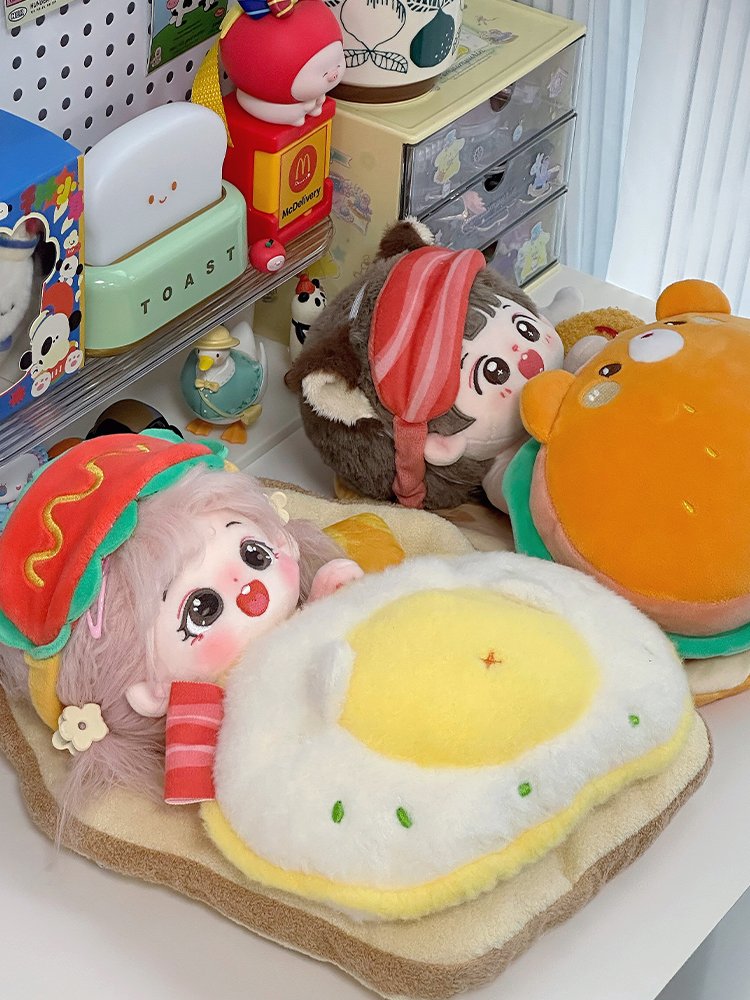 chocoveee's tweet photo. ina go 🇮🇩 pre-order
Hamburger and egg bedding for doll ✨

Details : 
✅ Dapat eyepatch dan bantal
✅ Hamburger or egg versi 
IDR 125k / bedding

🗓️ 3 nov 2023
❌cargo+tax 

💌 DM for order https://t.co/CkFcZktdqh