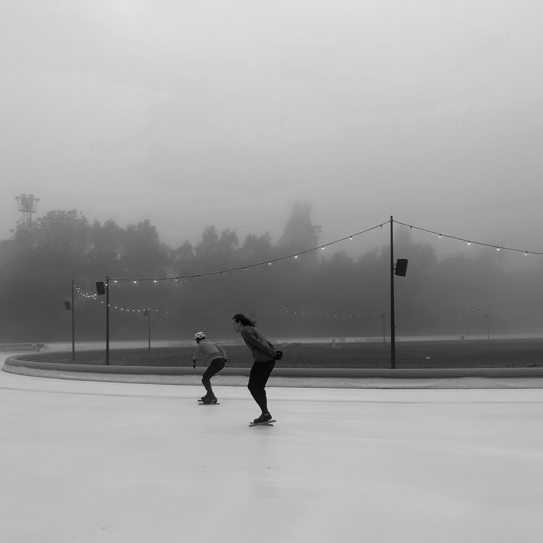 Ook deze winter schaatsen we met enige onregelmatigheid rondjes rechtsom. Noteer de data in je agenda en kom lekker de verkeerde kant op schaatsen.

jaapeden.nl/rondje-rechtsom