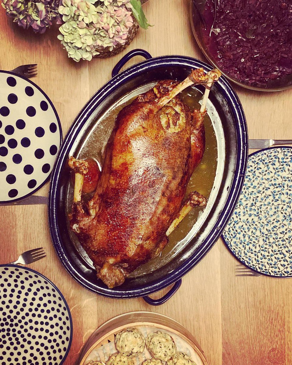 Bald ist Bestellschluss! Sichere dir noch rasch ein Bio-Martinigansl für dein Festessen mit der gesamten Familie oder guten Freunden! 

- > nahgenuss.at/bauernhoefe/wa…

#biogans #biogansvombauernhof #abhofverkauf