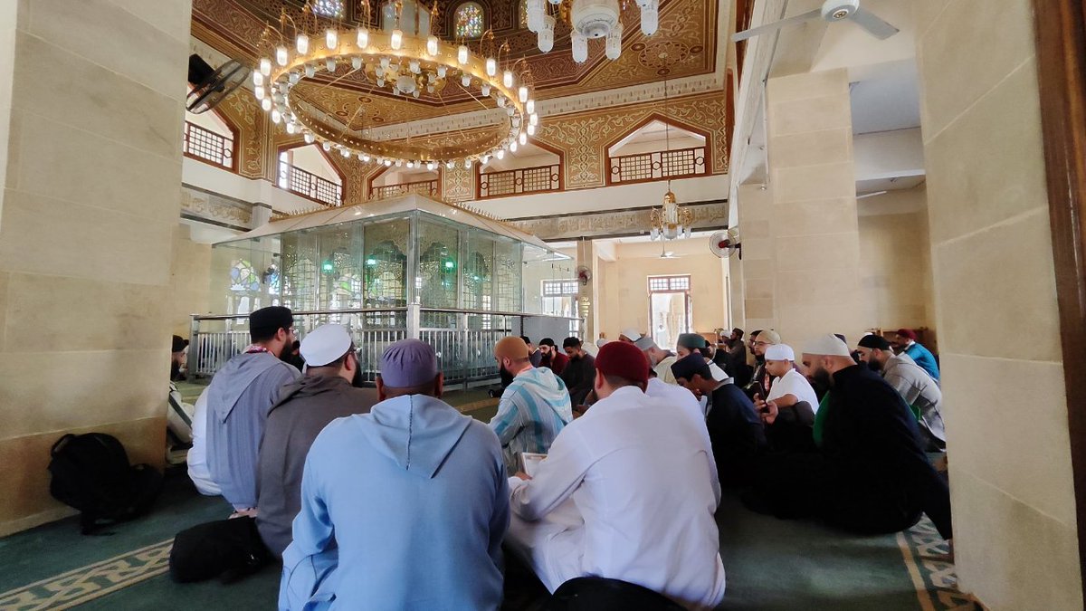 DanishN06's tweet photo. Humaithara | Qutub Al Aqtab Sayyiduna Shaykh Imam Abul'Hassan Al Shadhili https://t.co/UKFxPQQmoO