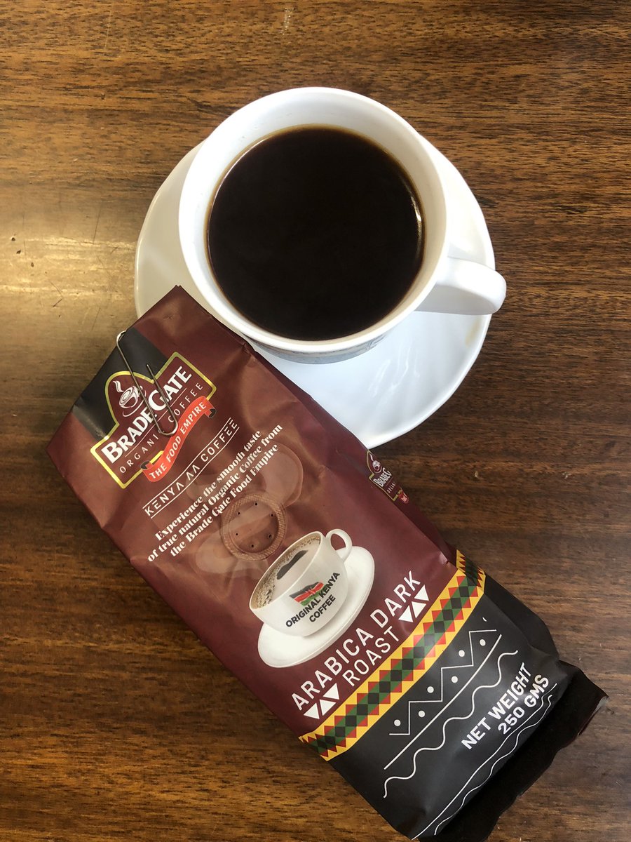 kairetu_karaihu's tweet photo. Tastes as dark as it looks 🤤
#madeinkenya #bradegate #organiccoffee #aacoffee #buykenyabuildkenya #Coffee #CoffeeLover #CoffeeTime https://t.co/S2O4vEY2t6