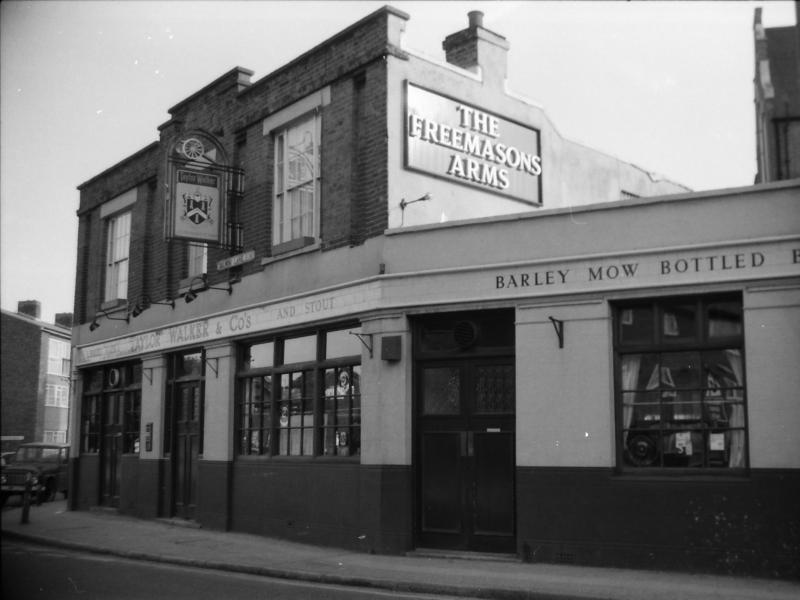 Britains___Pubs's tweet image. The Freemason Arms #RIP ⚰️ 
96-98 Salmon Lane, #Limehouse, #Poplar, #London, #E14